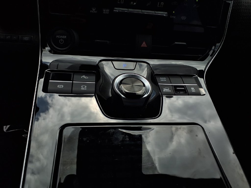 Certified 2023 Toyota bZ4X AWD image 13