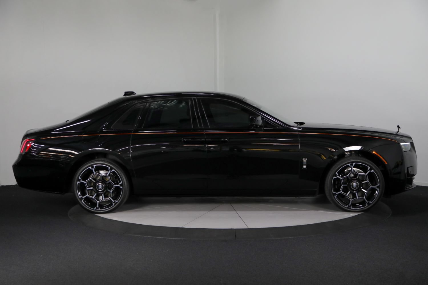 Used 2026 Rolls-Royce Ghost Black Badge AWD/4WD image 8