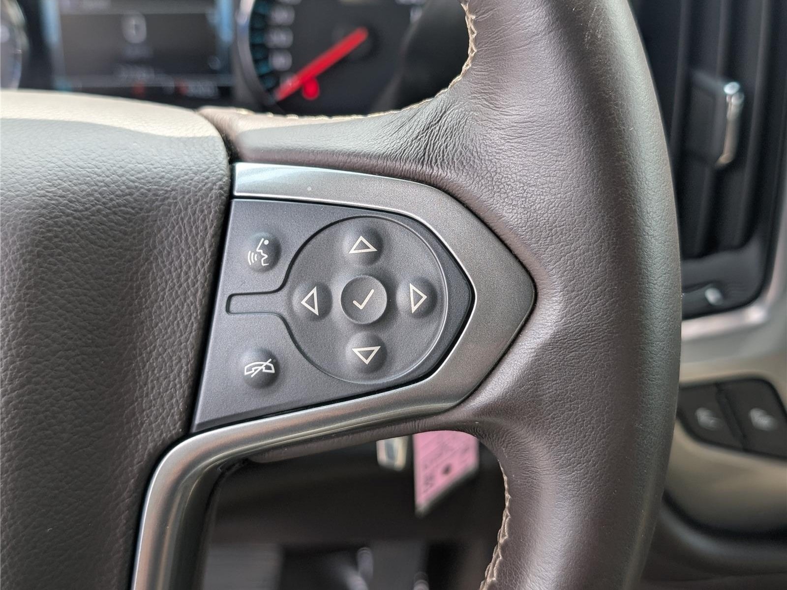 Used 2018 Chevrolet Silverado 1500 LTZ w/ Sport Package AWD/4WD image 22