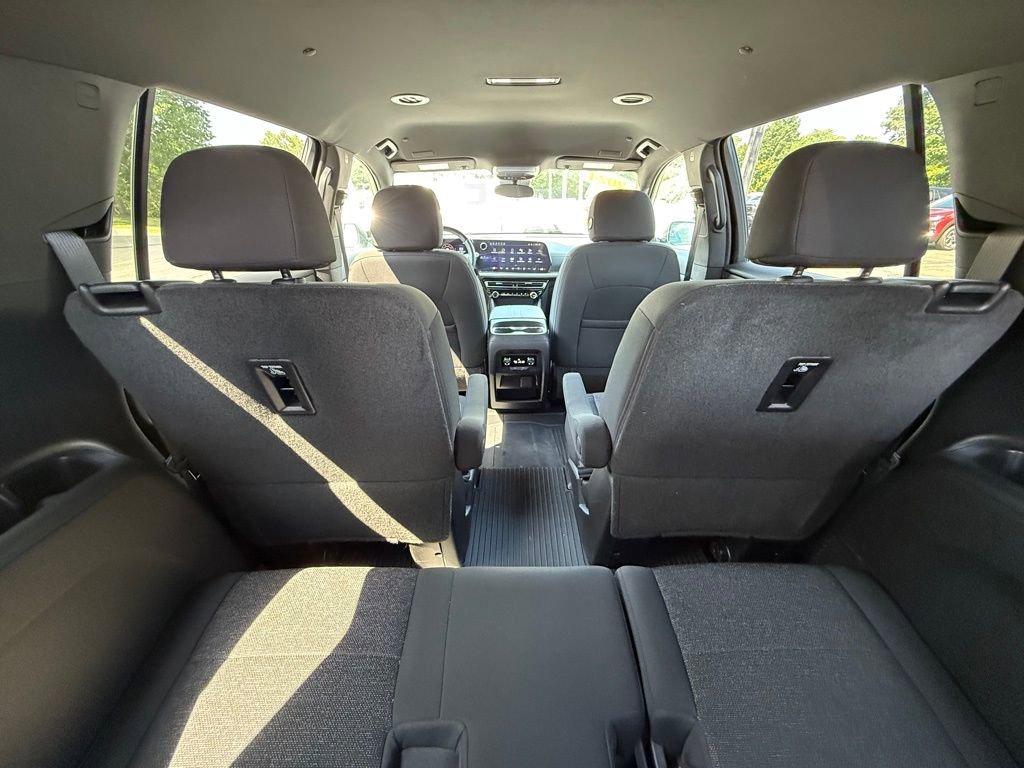 Used 2024 Chevrolet Traverse LT w/ Enhanced Driving Package image 29