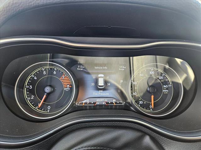 Used 2020 Jeep Cherokee Trailhawk image 11