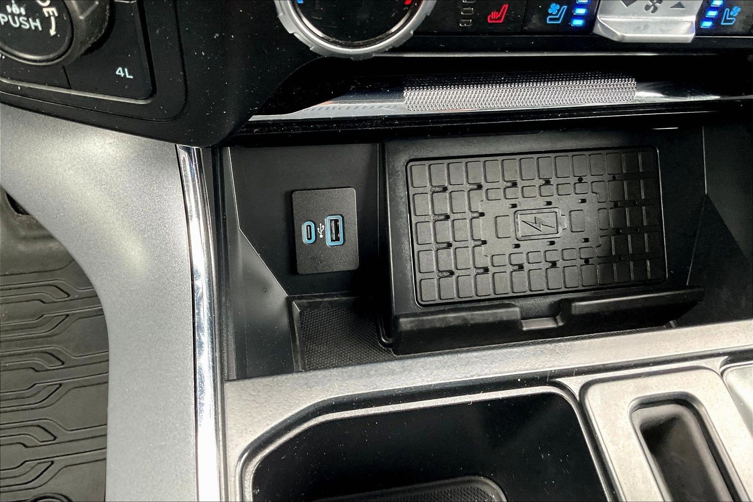 Used 2023 Ford F150 Lariat w/ Equipment Group 502A High AWD/4WD image 30