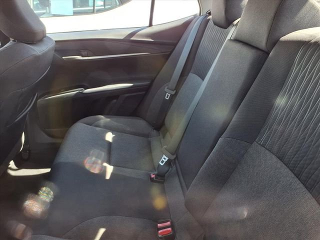 Used 2025 Toyota Camry LE image 7