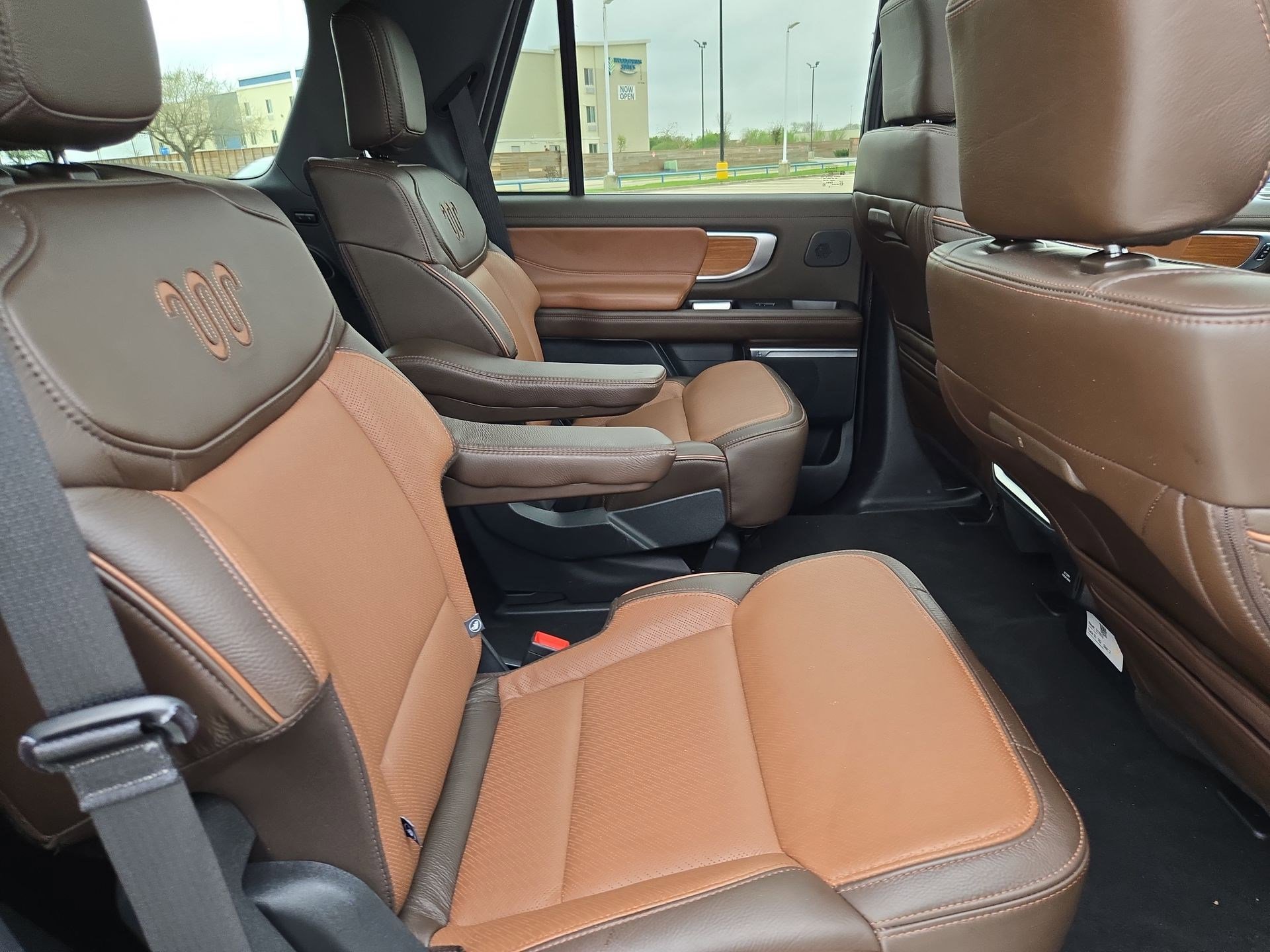 Used 2025 Ford Expedition King Ranch image 32