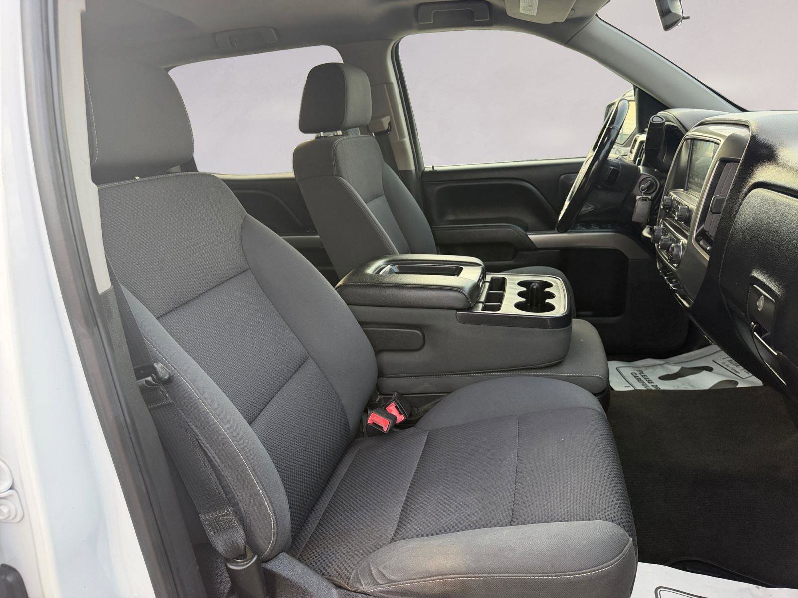 Used 2018 Chevrolet Silverado 1500 LT w/ LT Eassist Package image 15