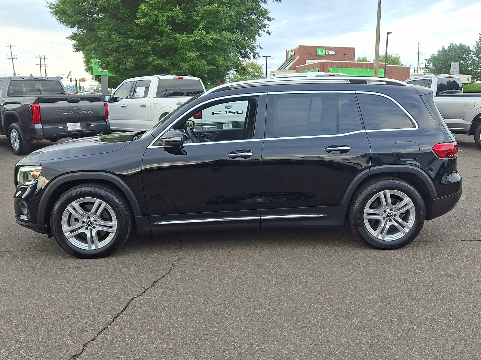 Used 2021 Mercedes-Benz GLB 250 4MATIC image 7