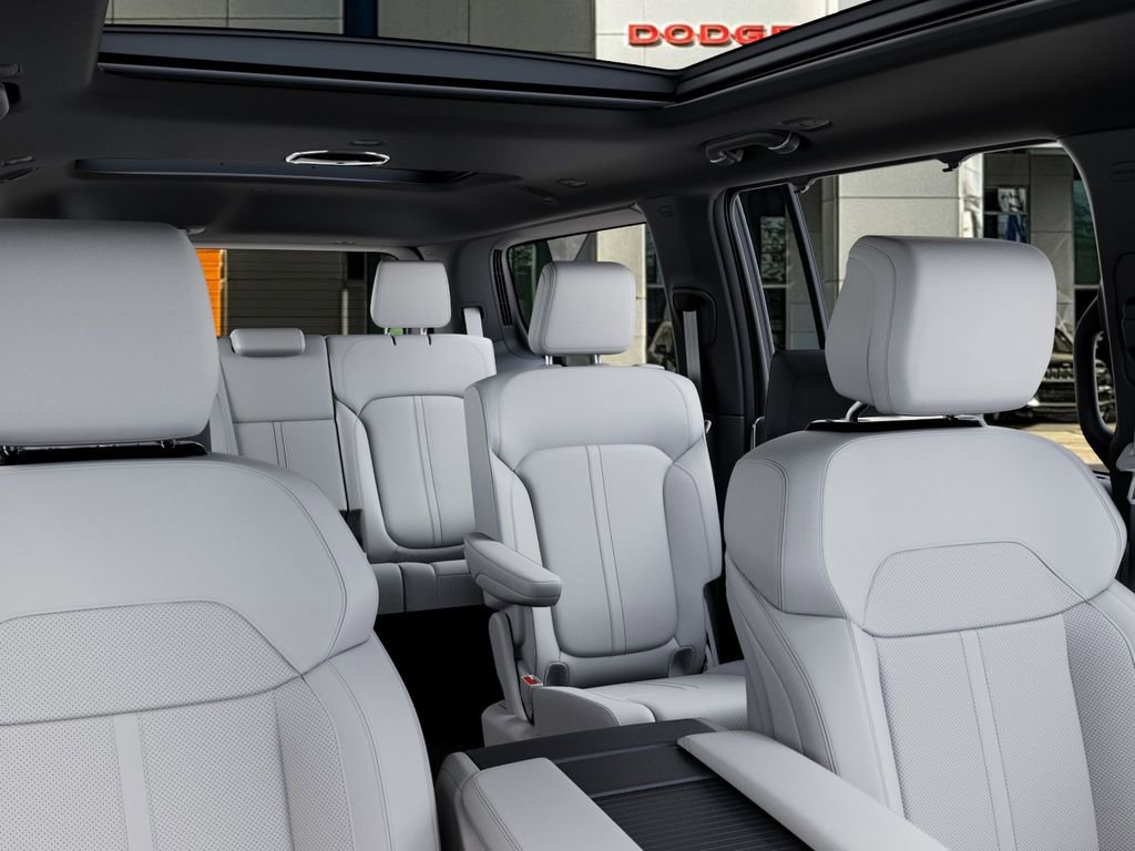 New 2026 Jeep Grand Wagoneer Summit image 26