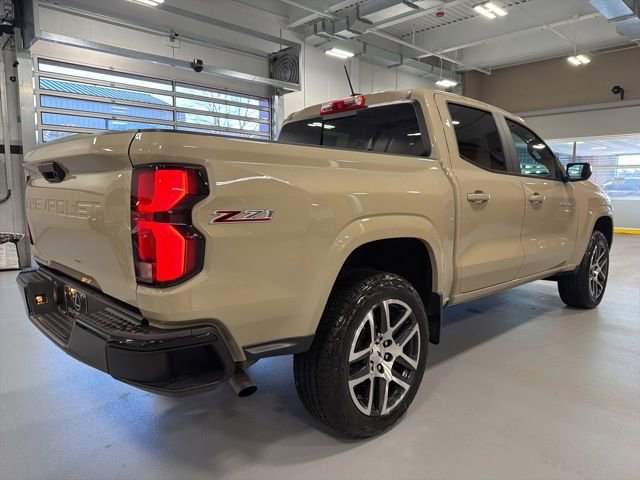 Used 2023 Chevrolet Colorado Z71 w/ Z71 Convenience Package 2 image 8