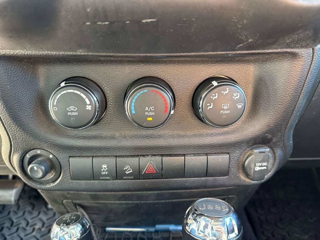 Used 2016 Jeep Wrangler Unlimited Sport w/ Quick Order Package 24S image 27