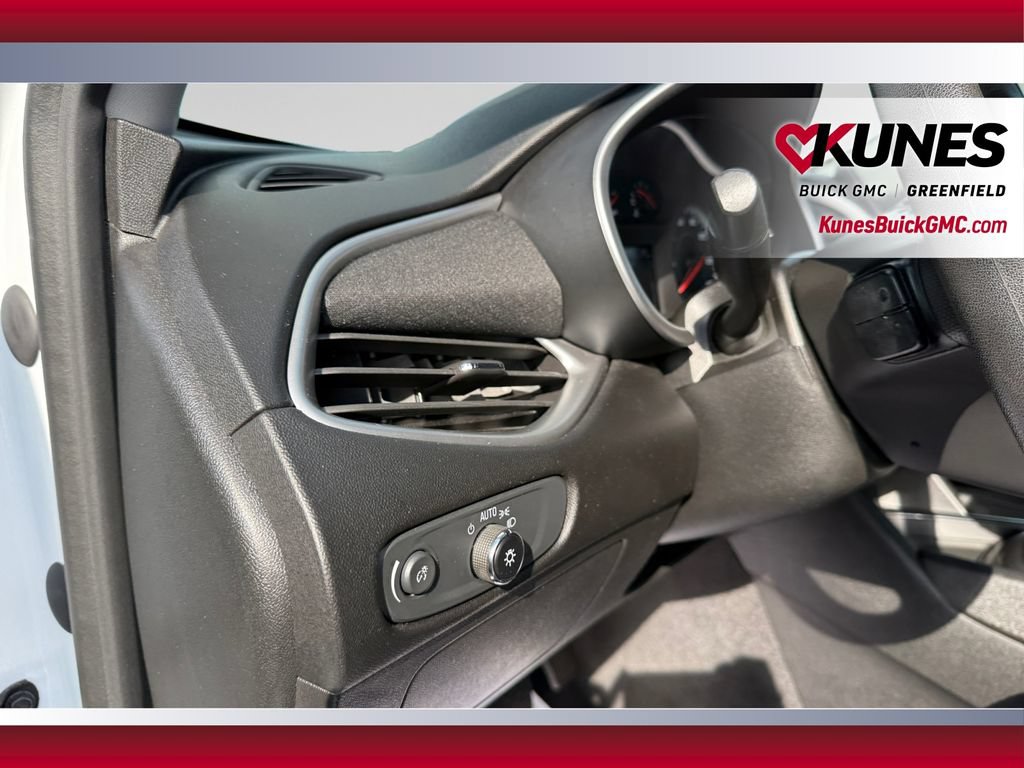 Used 2024 Chevrolet Malibu LT FWD image 23