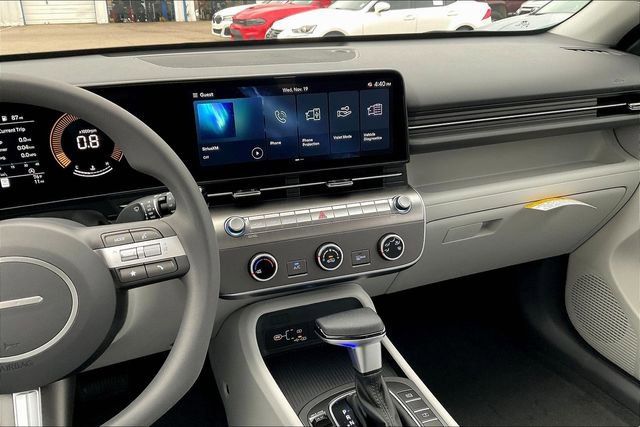 New 2026 Hyundai Kona SE image 7