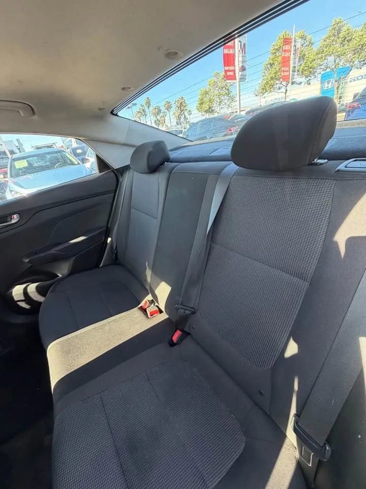 Used 2019 Hyundai Accent SE FWD image 8