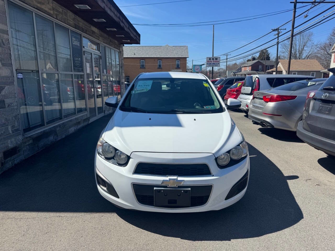 Used 2016 Chevrolet Sonic LT FWD image 2