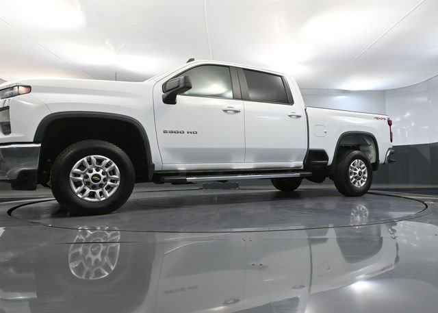 Used 2022 Chevrolet Silverado 2500 LT image 53