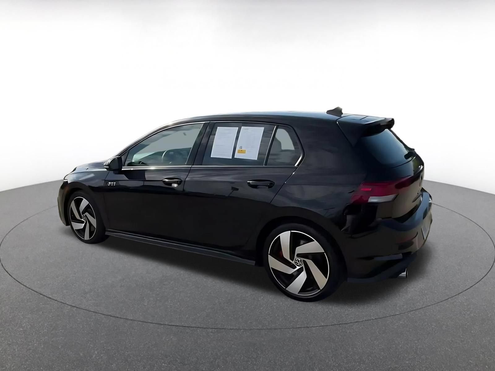 Used 2026 Volkswagen Golf S FWD image 9