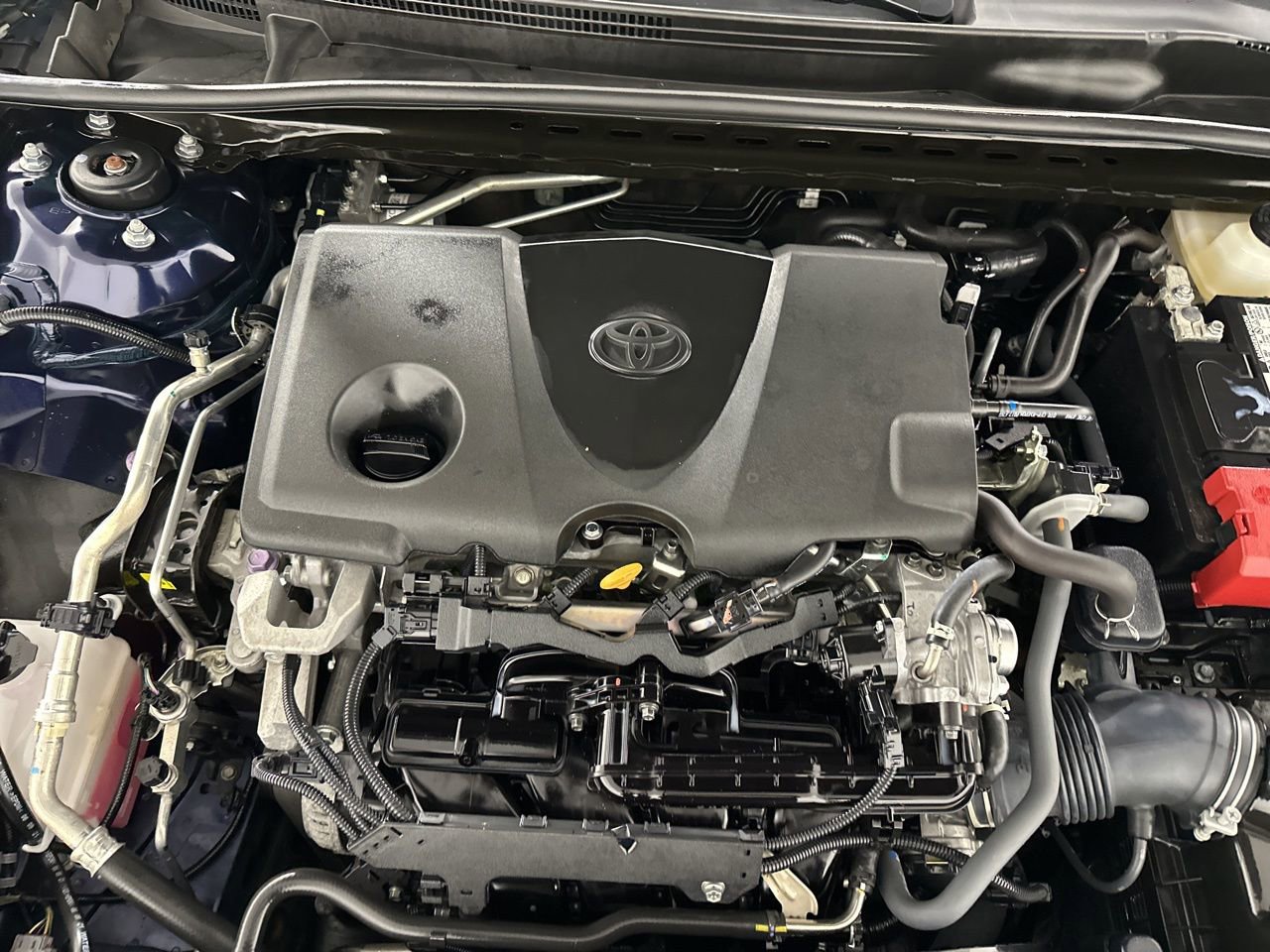 Used 2022 Toyota Camry LE image 32