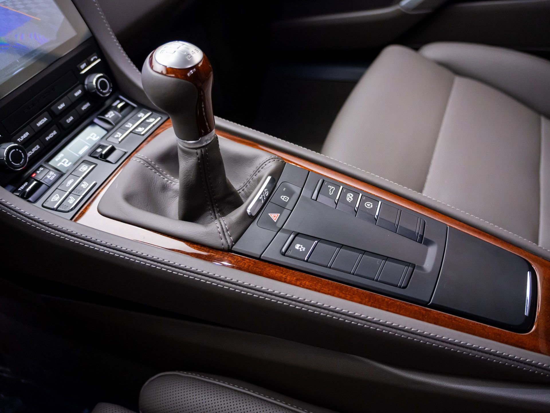 Certified 2025 Porsche 718 Cayman S image 24