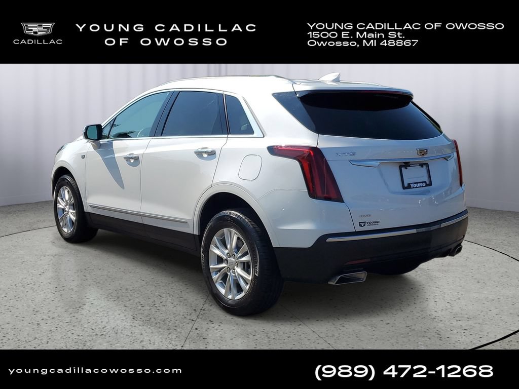 Certified 2025 Cadillac XT5 Luxury w/ LPO, Floor Liner Package AWD/4WD image 4