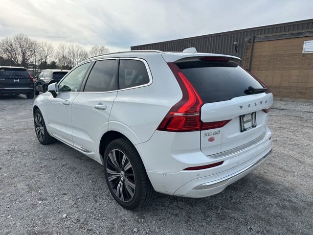 Used 2023 Volvo XC60 B5 Plus w/ Climate Package AWD/4WD image 4