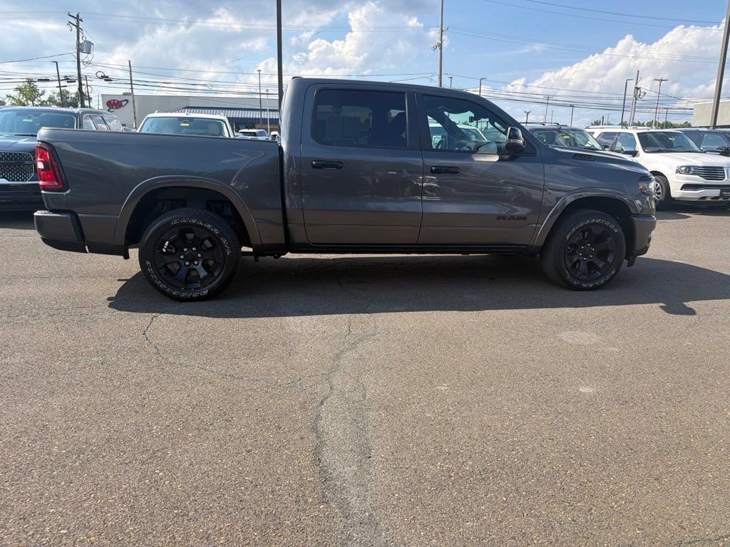 Used 2025 RAM 1500 Big Horn AWD/4WD image 6