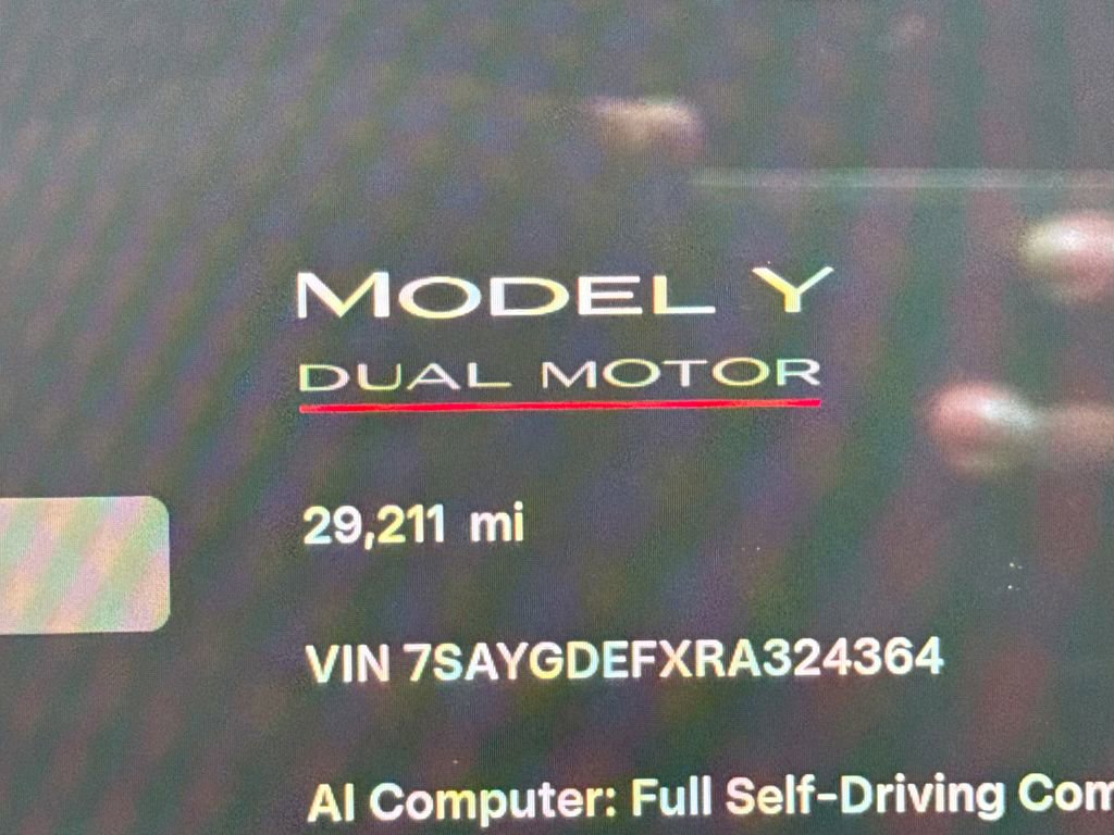Used 2024 Tesla Model Y Performance AWD/4WD image 21