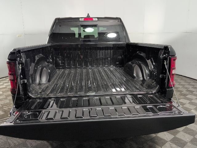 New 2026 RAM 1500 Big Horn w/ Night Edition image 6