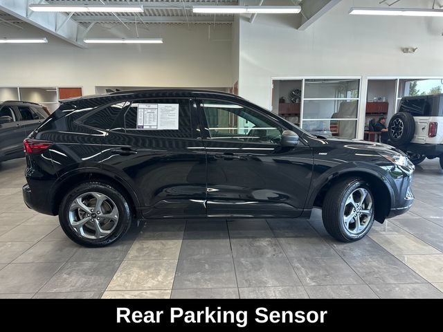 Used 2024 Ford Escape ST-Line w/ Tech Pack #1 AWD/4WD image 11