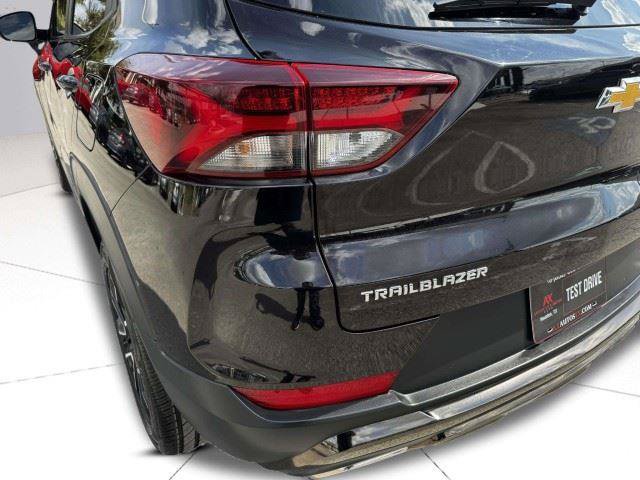 Used 2022 Chevrolet TrailBlazer ACTIV FWD image 11
