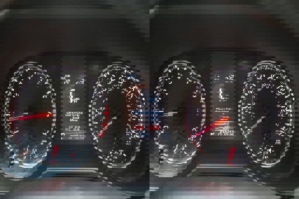 Used 2021 Toyota RAV4 LE w/ Carpet Mat Package (TMS) image 22