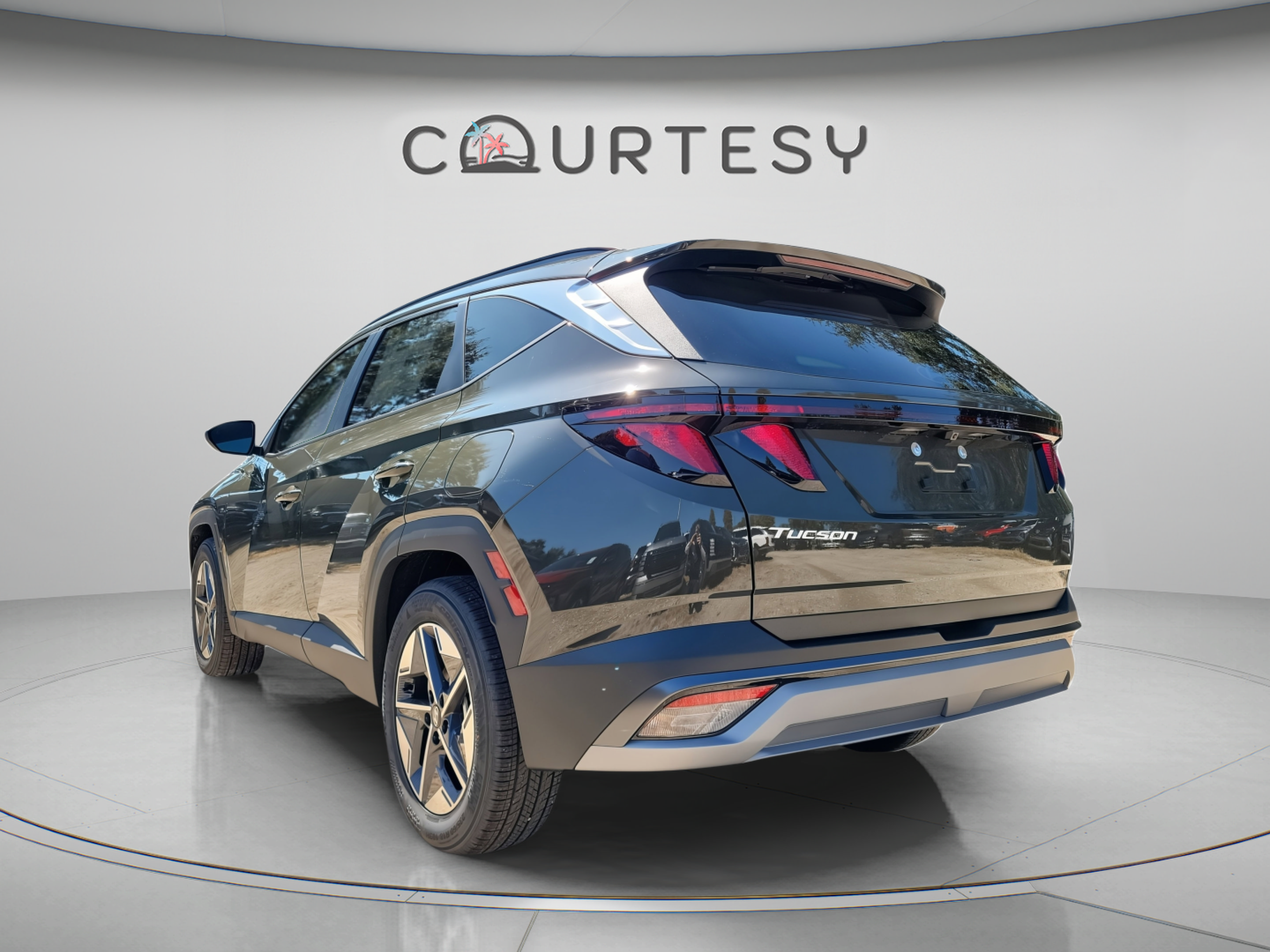 New 2026 Hyundai Tucson SEL FWD image 2