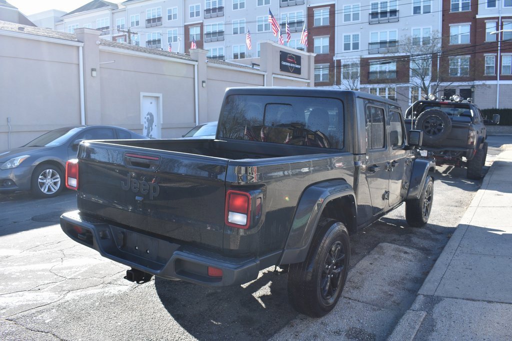 Used 2022 Jeep Gladiator Sport image 5