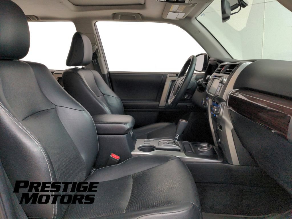 Used 2018 Toyota 4Runner Limited AWD/4WD image 29