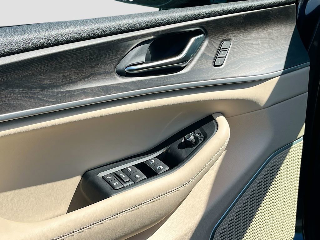 New 2026 Jeep Grand Cherokee L Limited AWD/4WD image 16