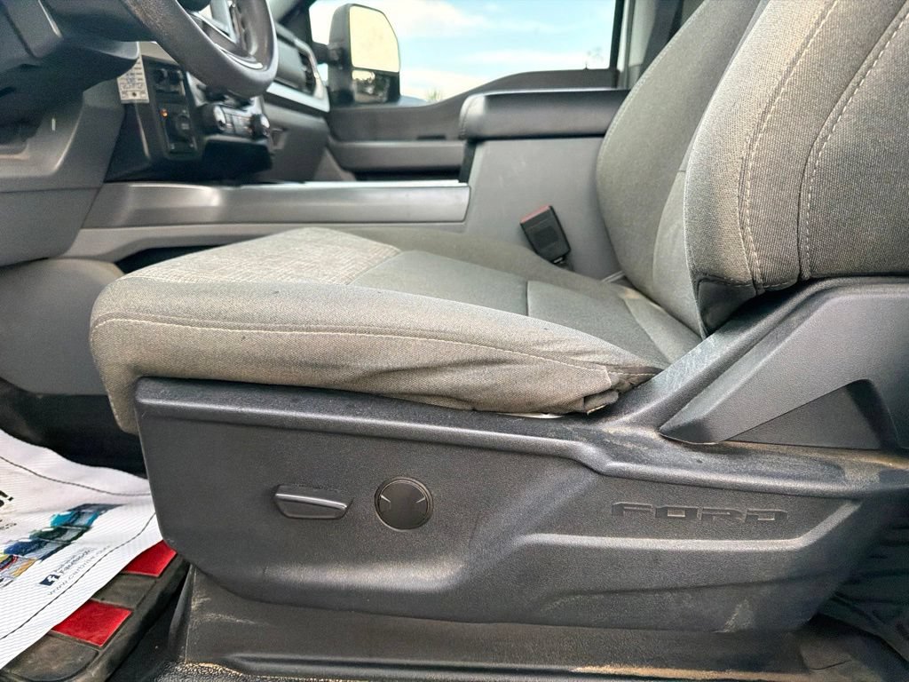Used 2023 Ford F350 XLT w/ 360-Degree Camera Package AWD/4WD image 18