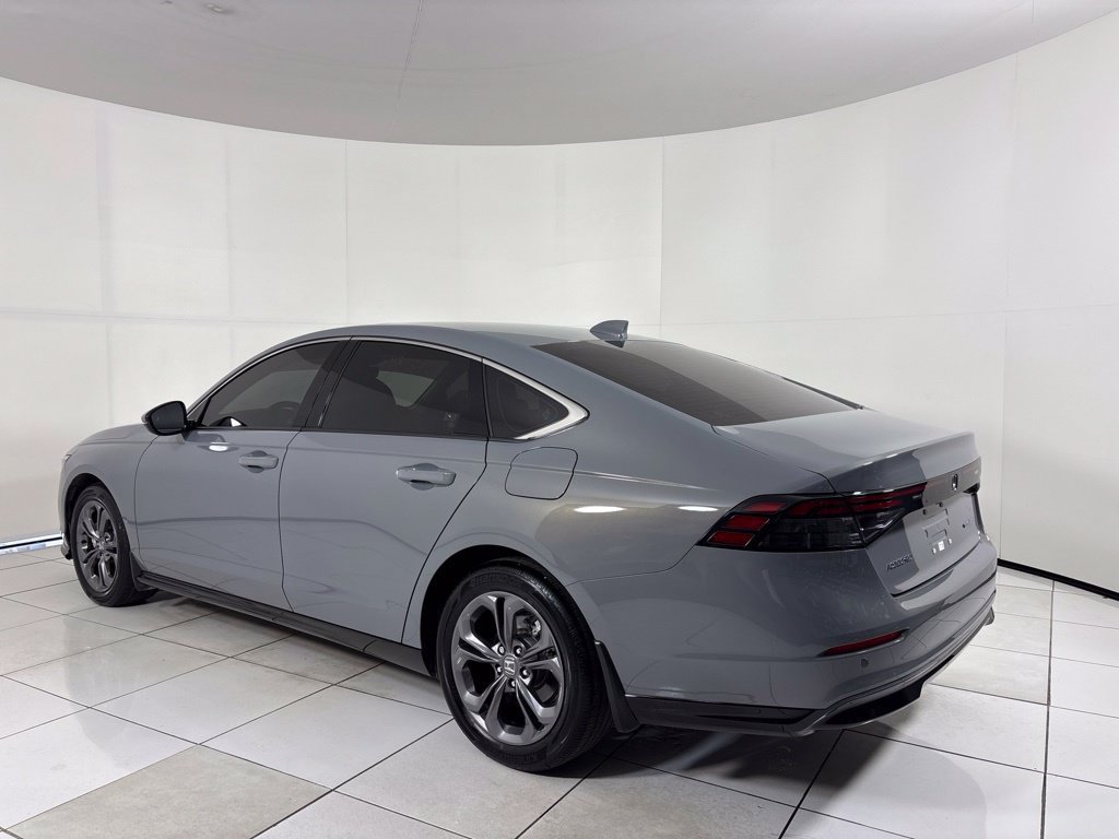 Used 2025 Honda Accord EX-L image 3