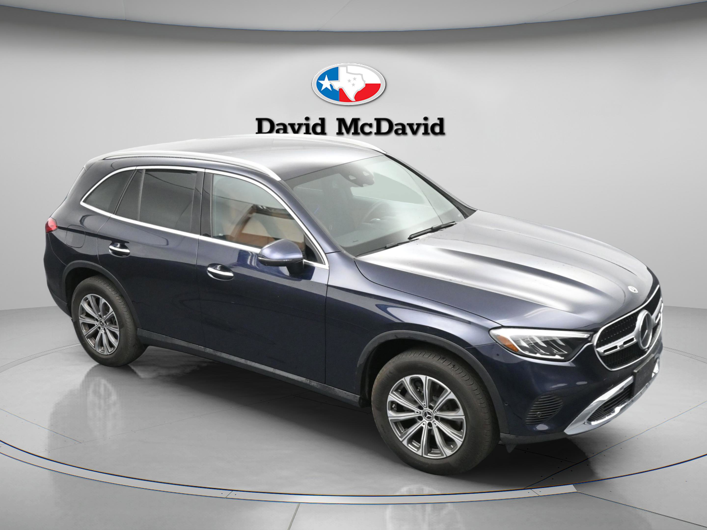 Used 2023 Mercedes-Benz GLC 300 4MATIC w/ Exclusive Trim Package image 24