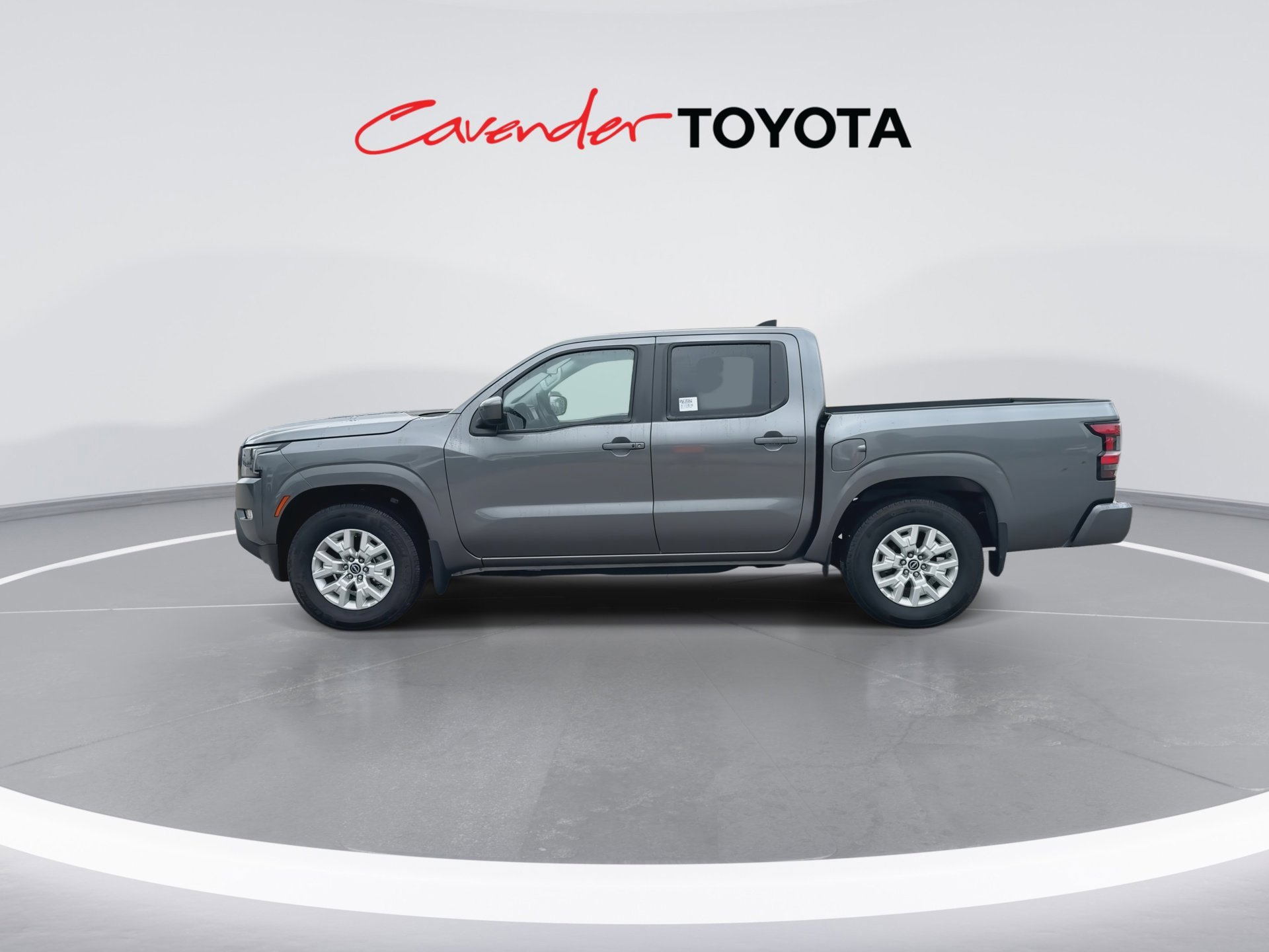 Used 2024 Nissan Frontier SV w/ SV Convenience Package RWD image 5