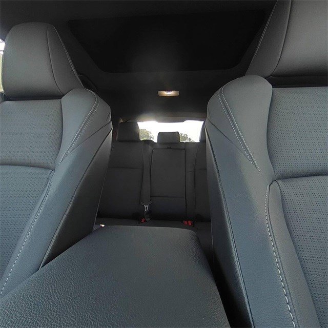 Used 2025 Toyota bZ4X AWD image 27