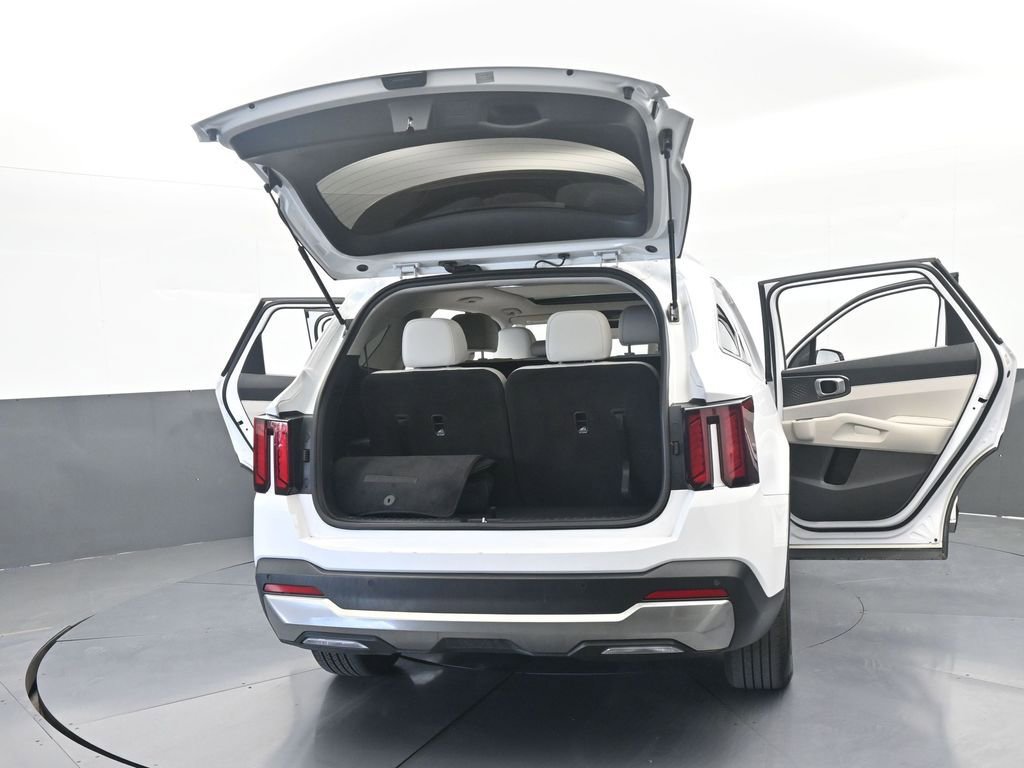 Used 2024 Kia Sorento S w/ Panoramic Sunroof Package FWD image 77