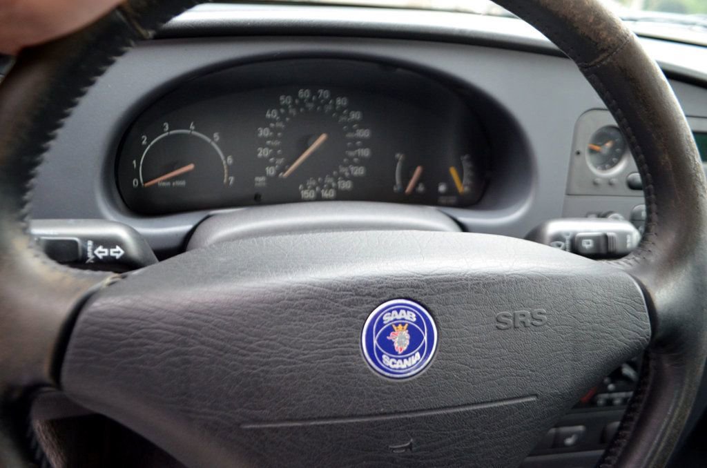 Used 1997 Saab 900 S FWD image 28