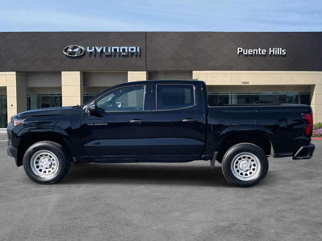 Used 2024 Chevrolet Colorado W/T image 3
