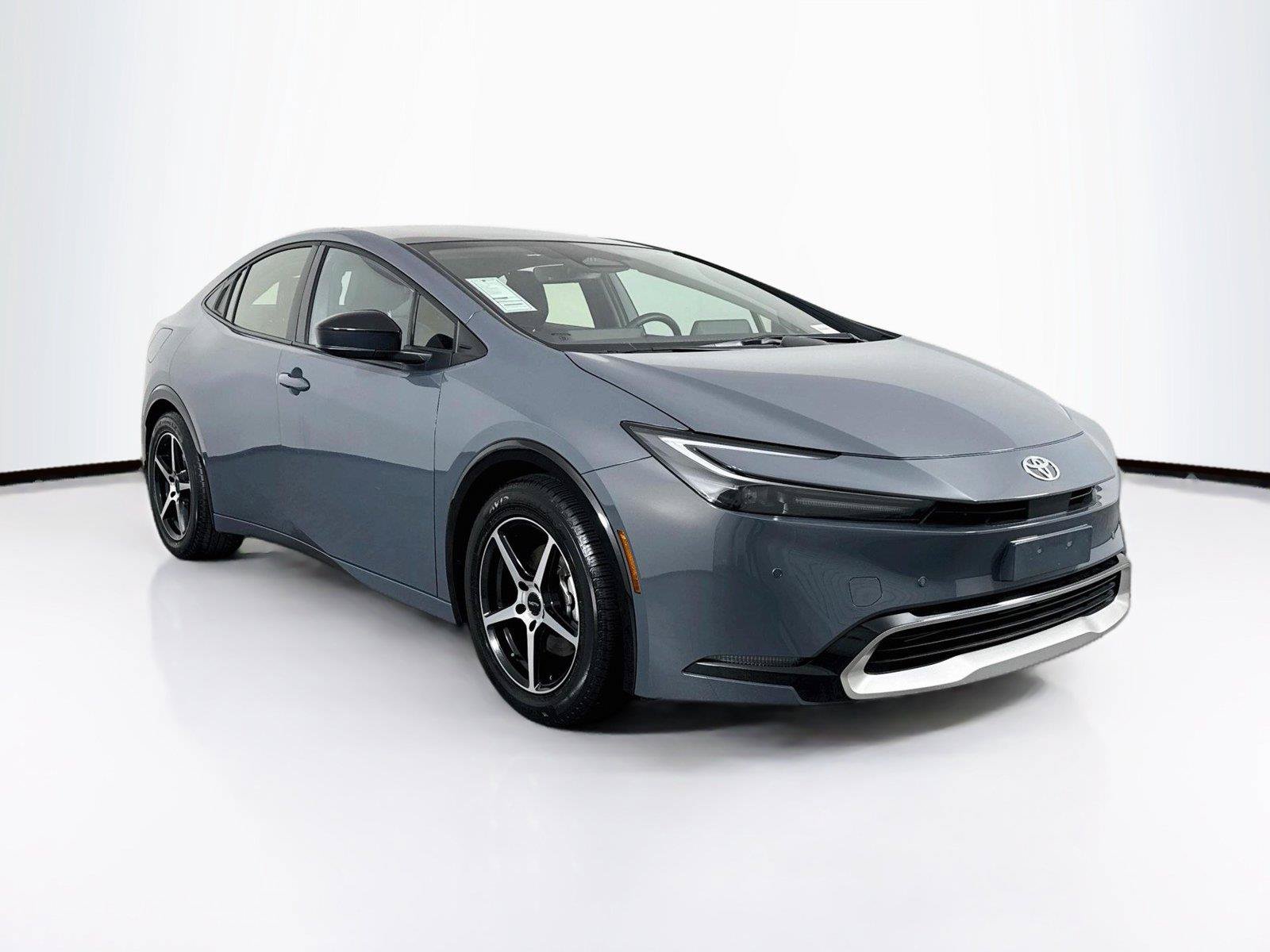 Certified 2026 Toyota Prius Plug-In Hybrid FWD image 10
