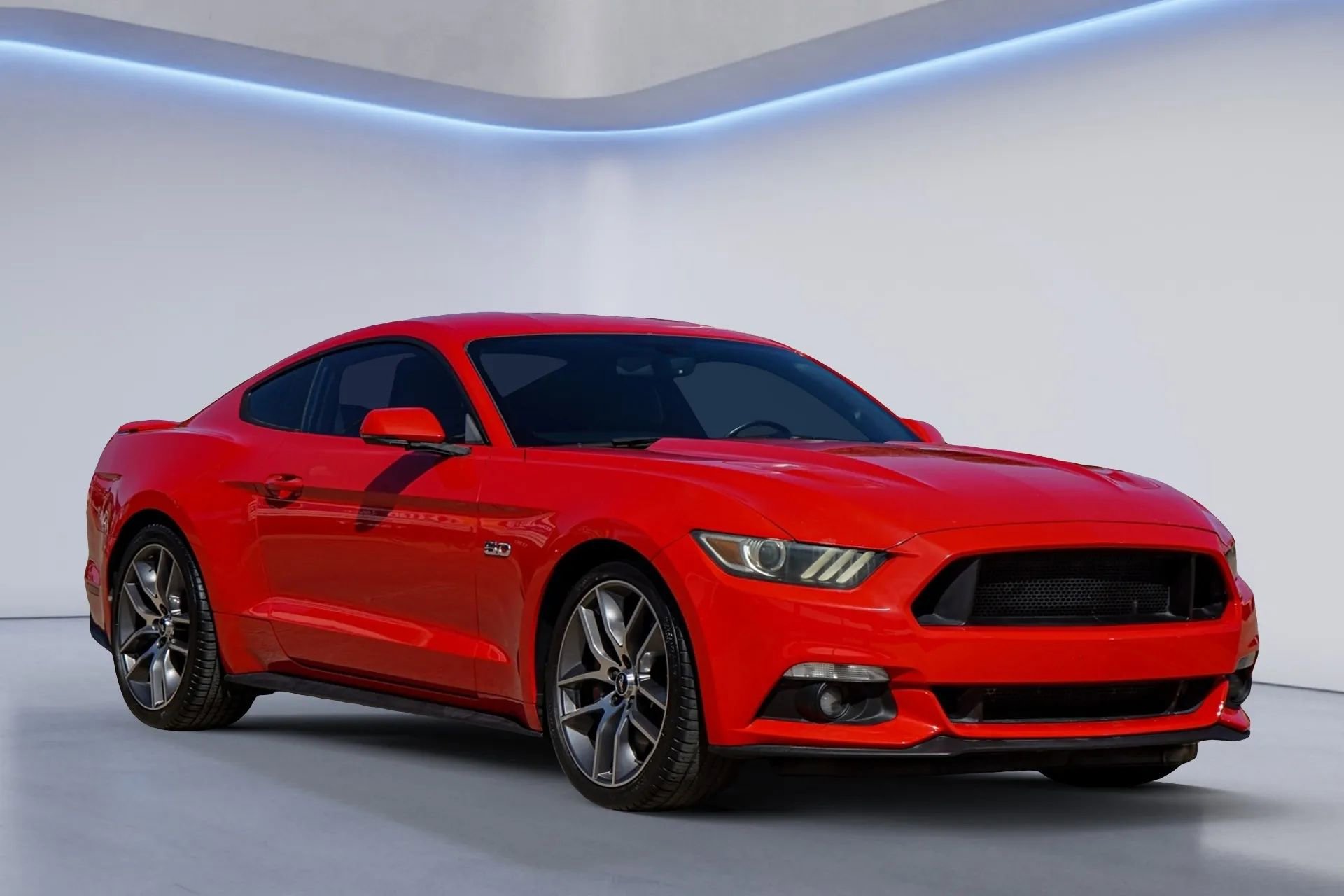 Used 2015 Ford Mustang GT Premium w/ Equipment Group 401A RWD image 8