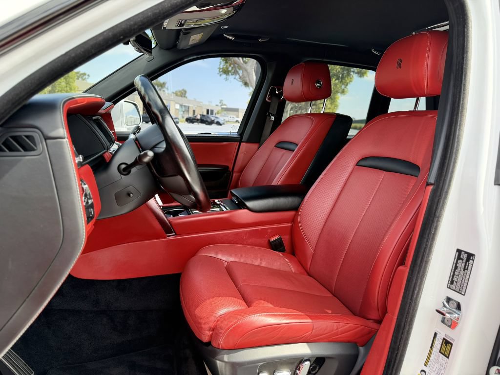 Used 2021 Rolls-Royce Cullinan AWD/4WD image 25