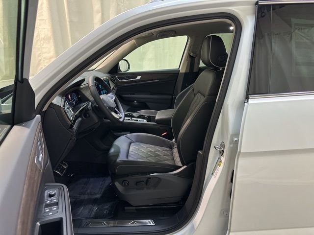 New 2026 Volkswagen Atlas SEL Premium R-Line image 13