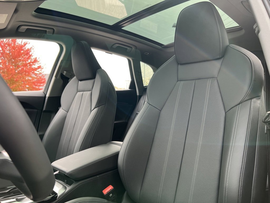 New 2025 Audi Q5 Premium Plus image 4