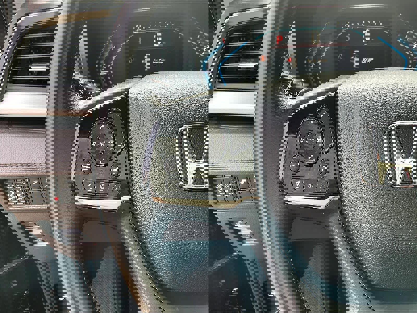 Used 2018 Honda Odyssey EX-L image 24