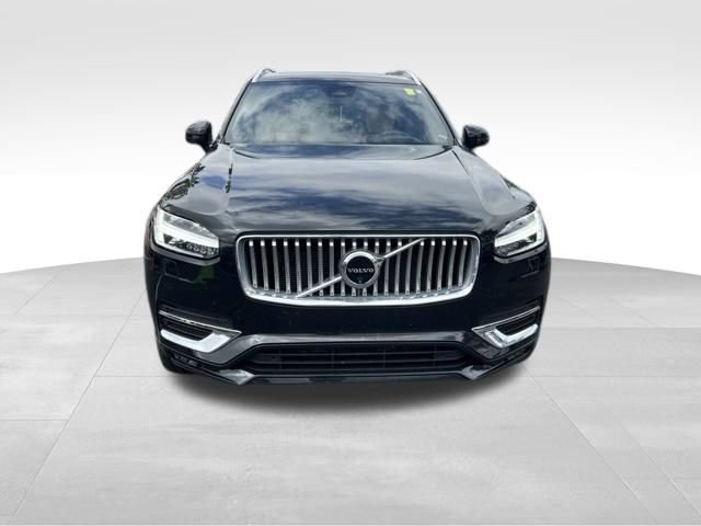 Used 2024 Volvo XC90 B6 Ultimate w/ Protection Package Premier AWD/4WD image 2