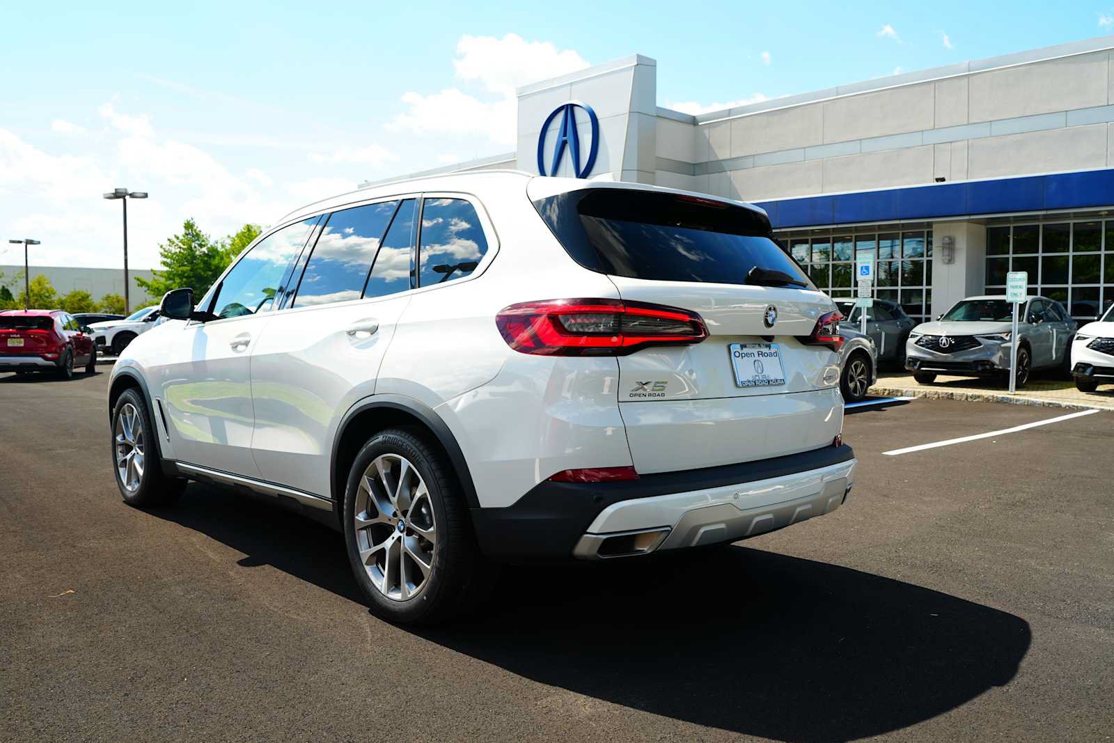 Used 2023 BMW X5 xDrive40i w/ Climate Comfort Package AWD/4WD image 3
