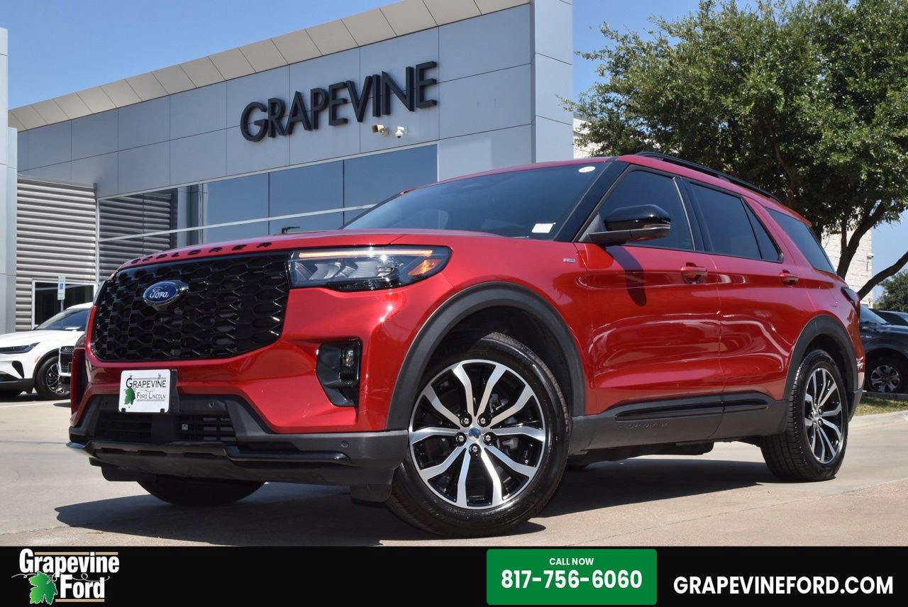 Certified 2025 Ford Explorer ST-Line RWD video 1